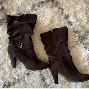 Kelly & Katie Christy Boots - Brown Suede 8.5M